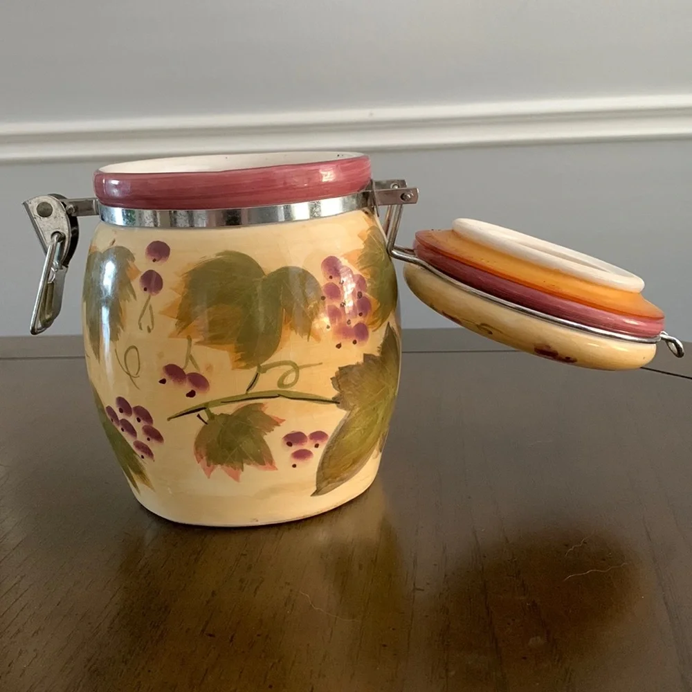 CERAMIC CANISTER SEALING LATCH LID JAR AUTUMN LEAF KITCHEN STORAGE COUNTERTOP